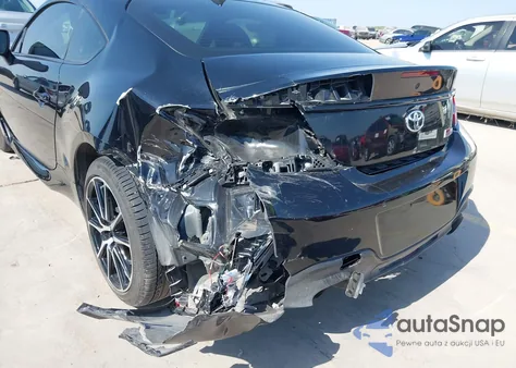 2023 Toyota Gr86 from USA, damaged, VIN JF1ZNBC11P8752123